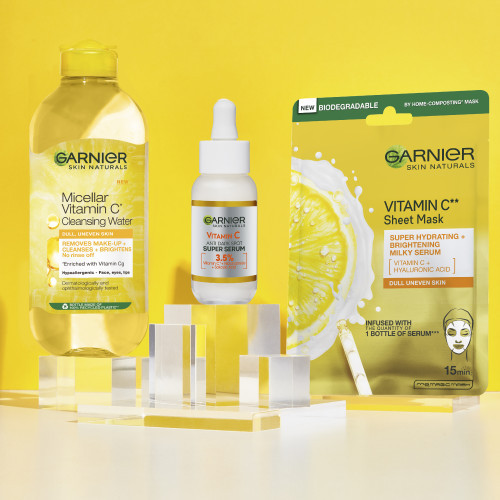Garnier Vitamin C Brightening Essentials Set Veido priežiūros priemonių rinkinys su vitaminu C