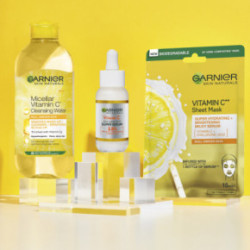 Garnier Vitamin C Brightening Essentials Set Veido priežiūros priemonių rinkinys su vitaminu C