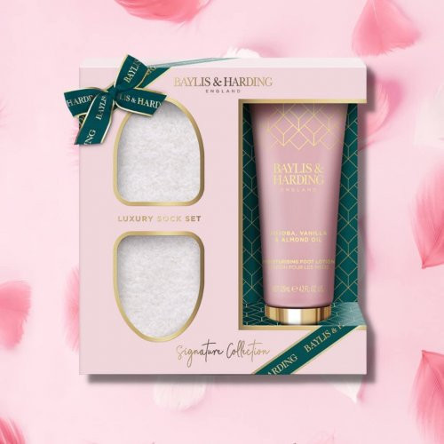 Baylis & Harding Jojoba, Vanilla & Almond Oil Luxury Foot Care Gift Set Pėdų odos priežiūros rinkinys